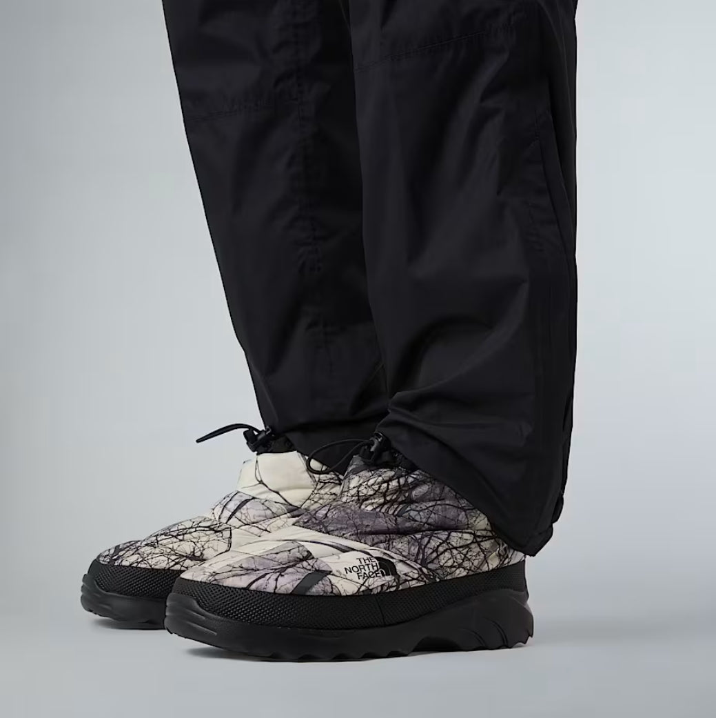 NUPTSE TRACTION CHUKKA BOOTS WHITE DUNE