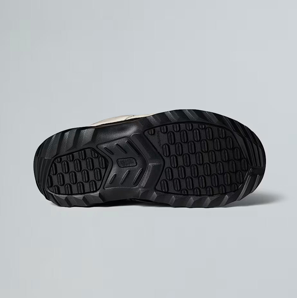 NUPTSE TRACTION CHUKKA BOOTS WHITE DUNE