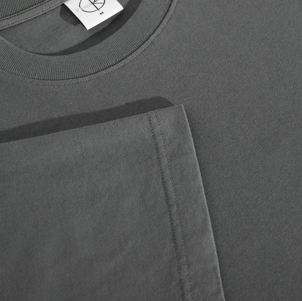 NOISE TEE GRAPHITE