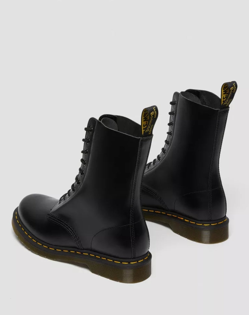 1490 SMOOTH LEATHER BLACK