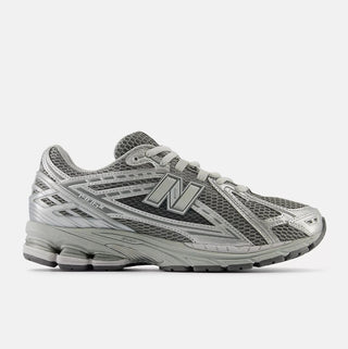 1906R HARBOR GREY/SILVER METALLIC