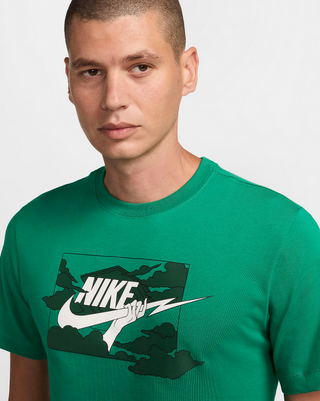 NIKE CLUB TEE MALACHITE