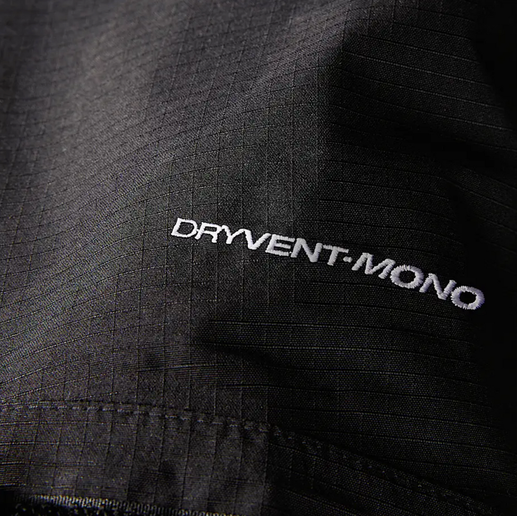 MOUNTAIN MONO SHORT JACKET BLACK