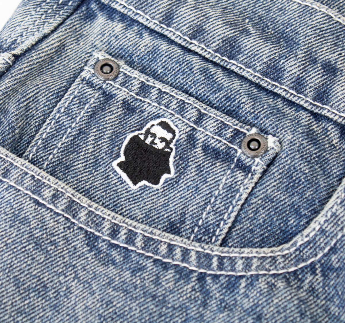 BIGFOOT MEDIUM WASHED DENIM