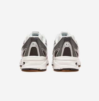 740 WHITE/BLACK CEMENT