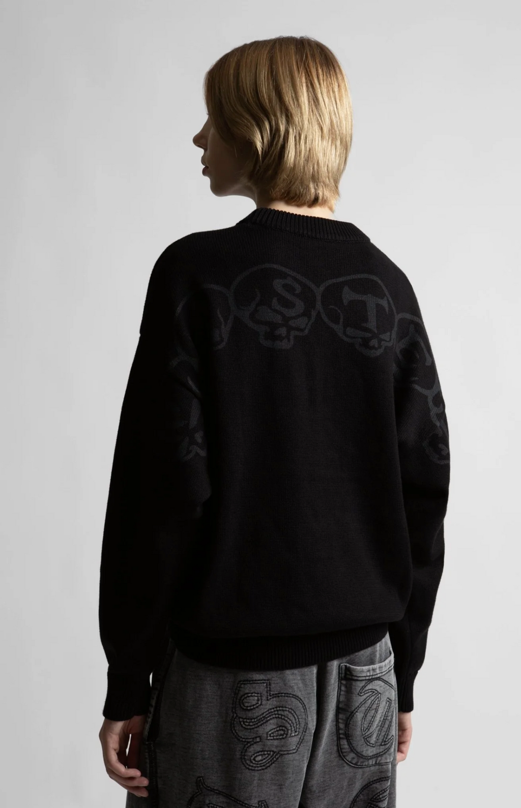 BURY SWEATER BLACK