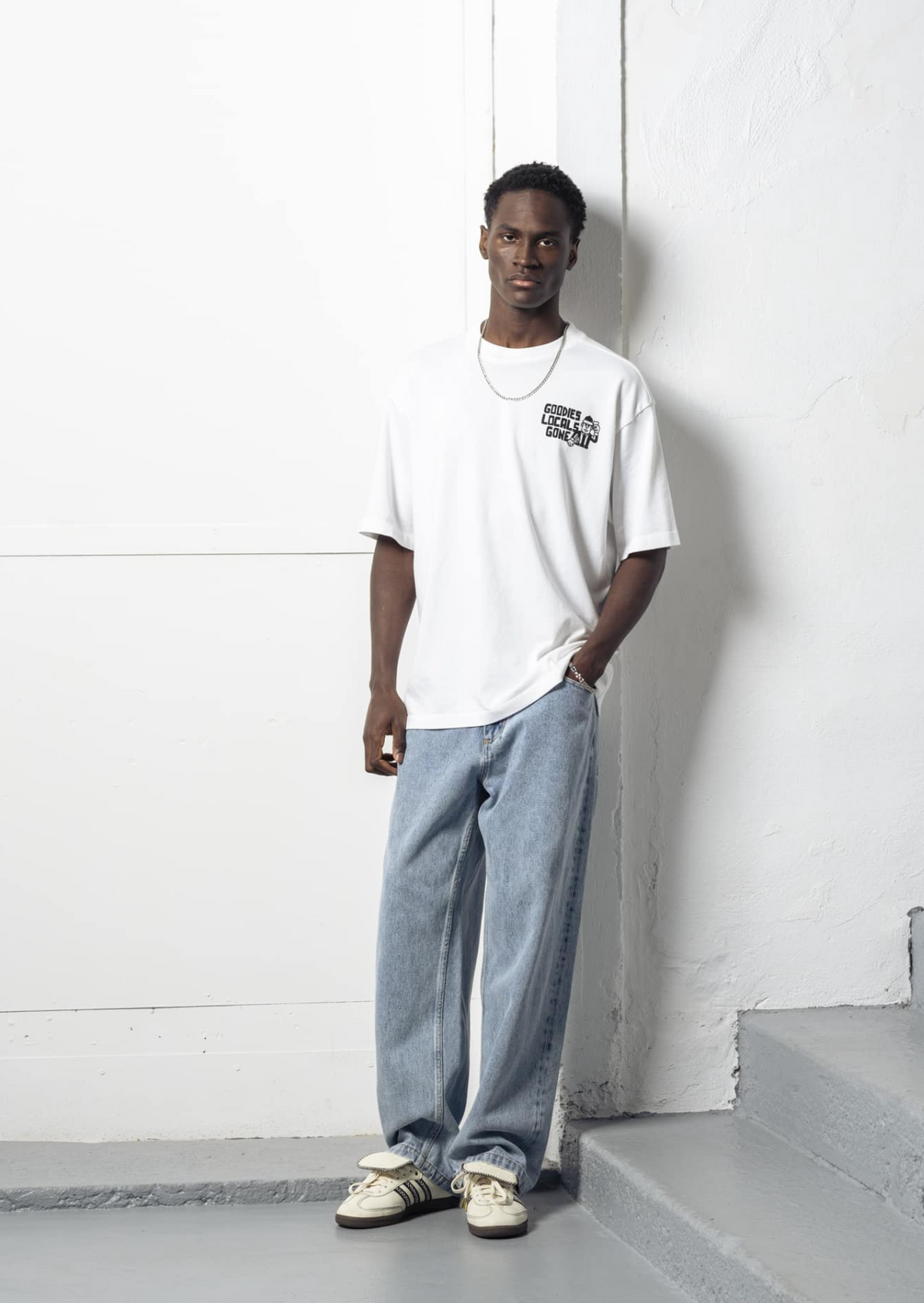 PRIME PITCH LOCALS TEE WHITE