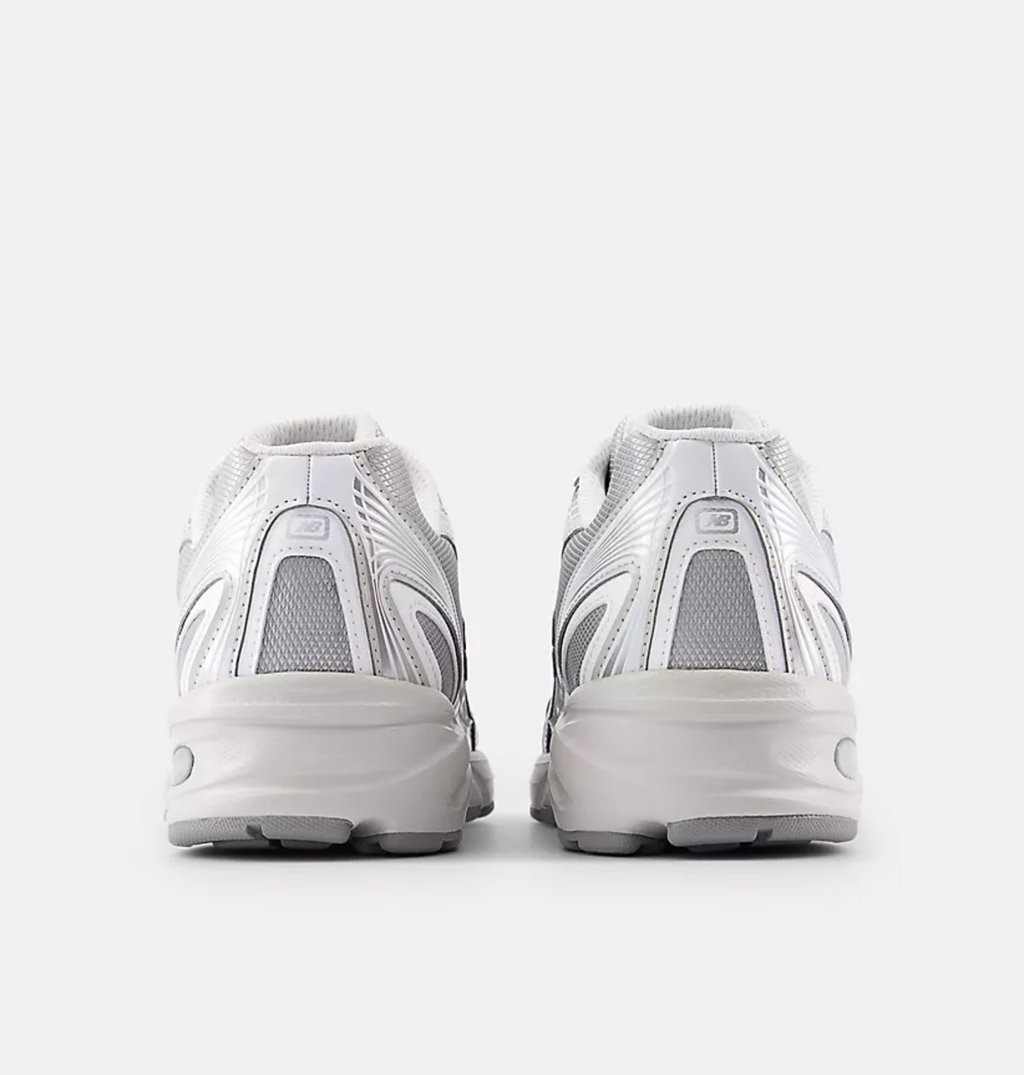 740 METALLIC SILVER
