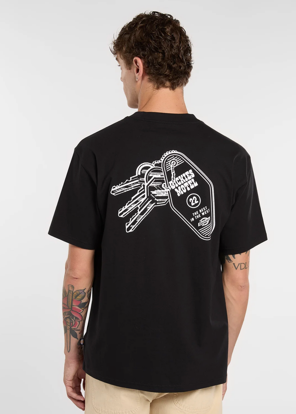 PLAIN CITY TEE BLACK