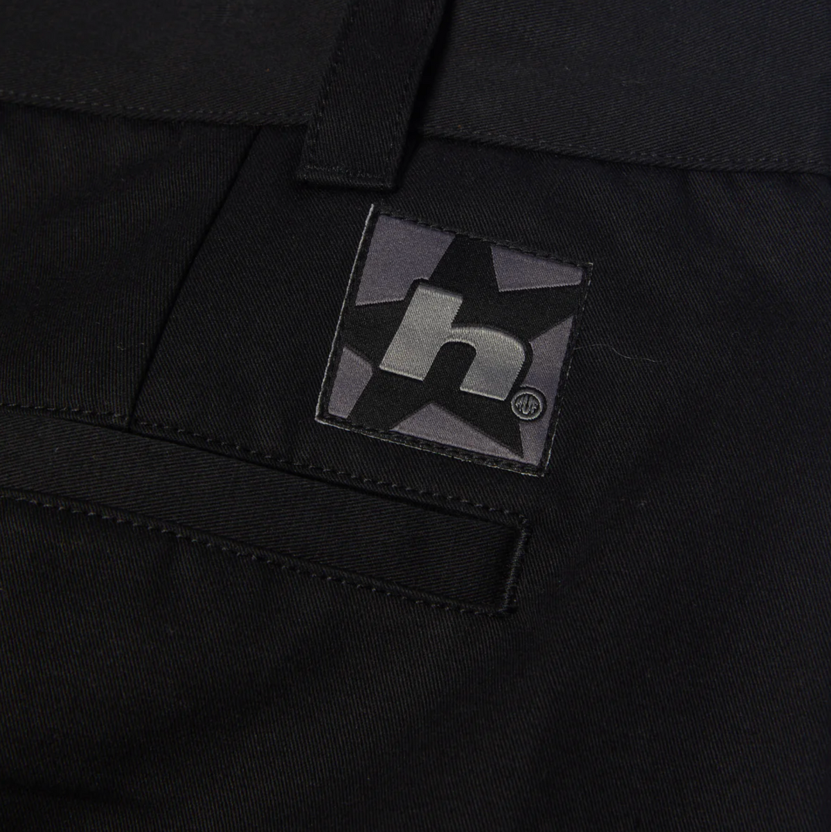 SORTA LONG CHINO SHORT BLACK