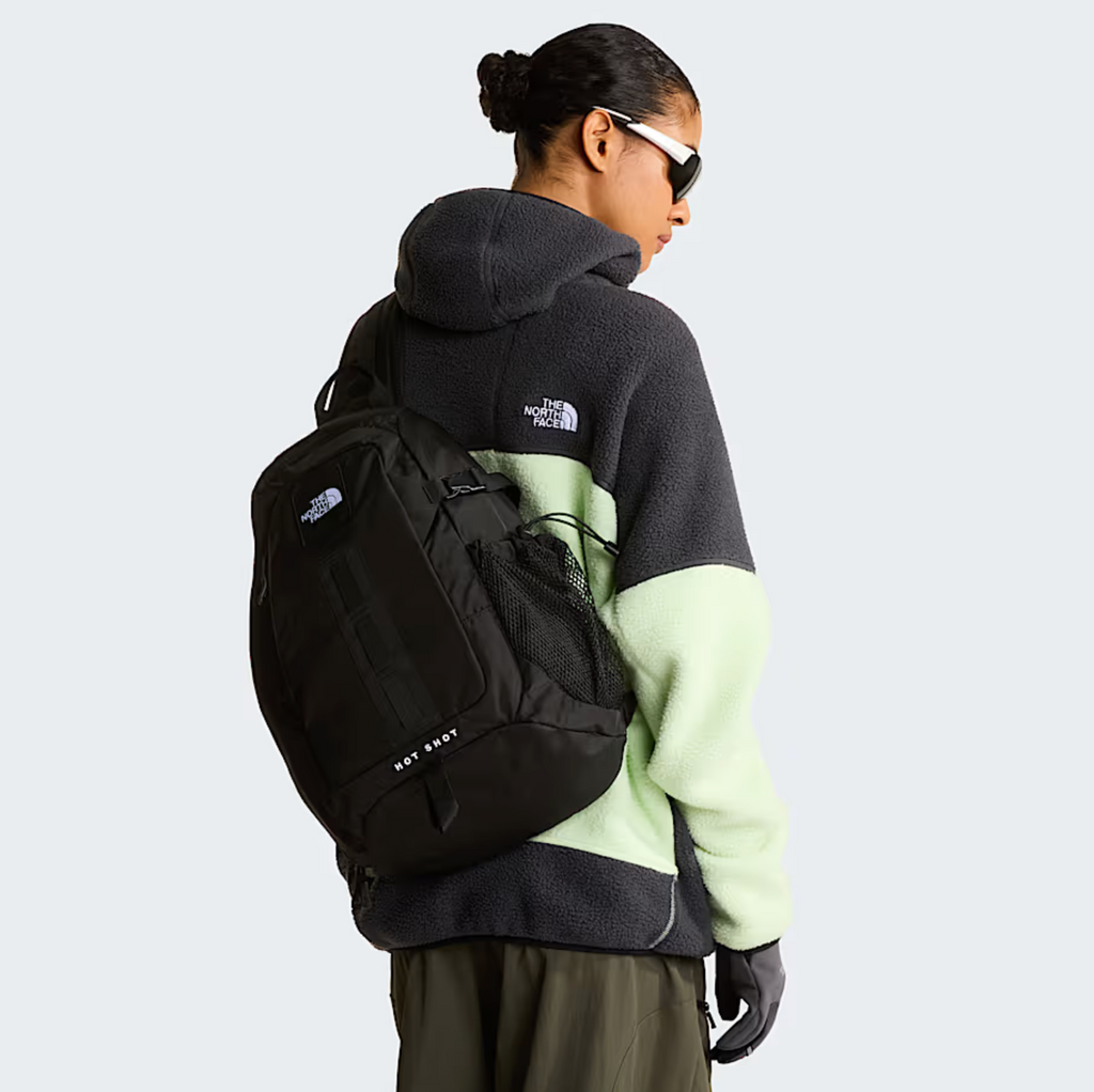 HOT SHOT SLING BAG BLACK