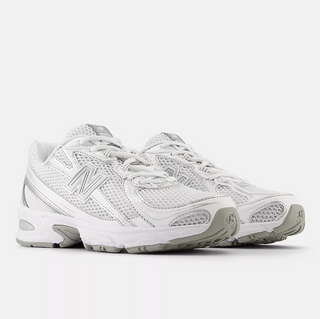 740 WHITE/METALLIC SILVER