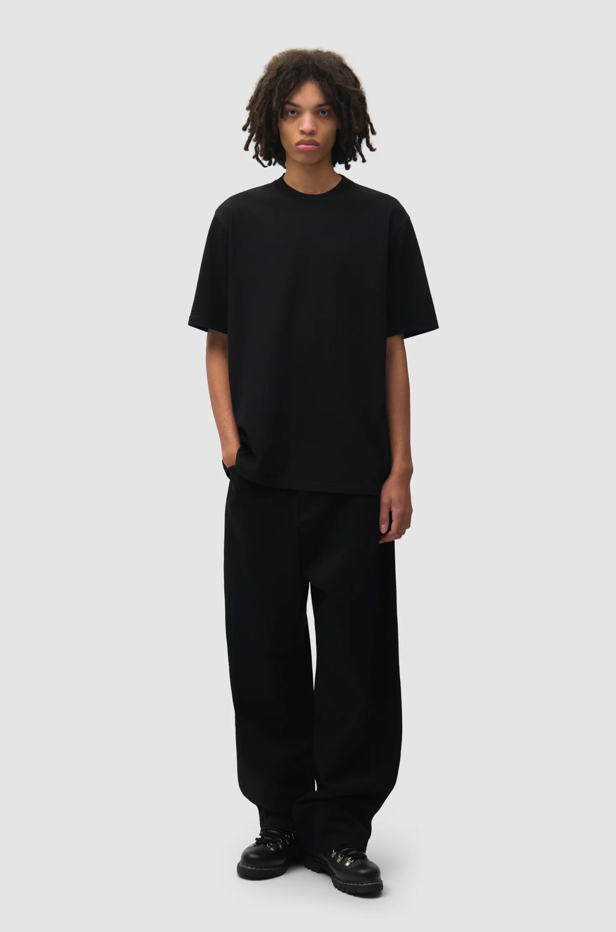 COMPOSITION TEE BLACK