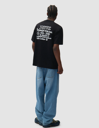 SERIAL STAMP TEE BLACK
