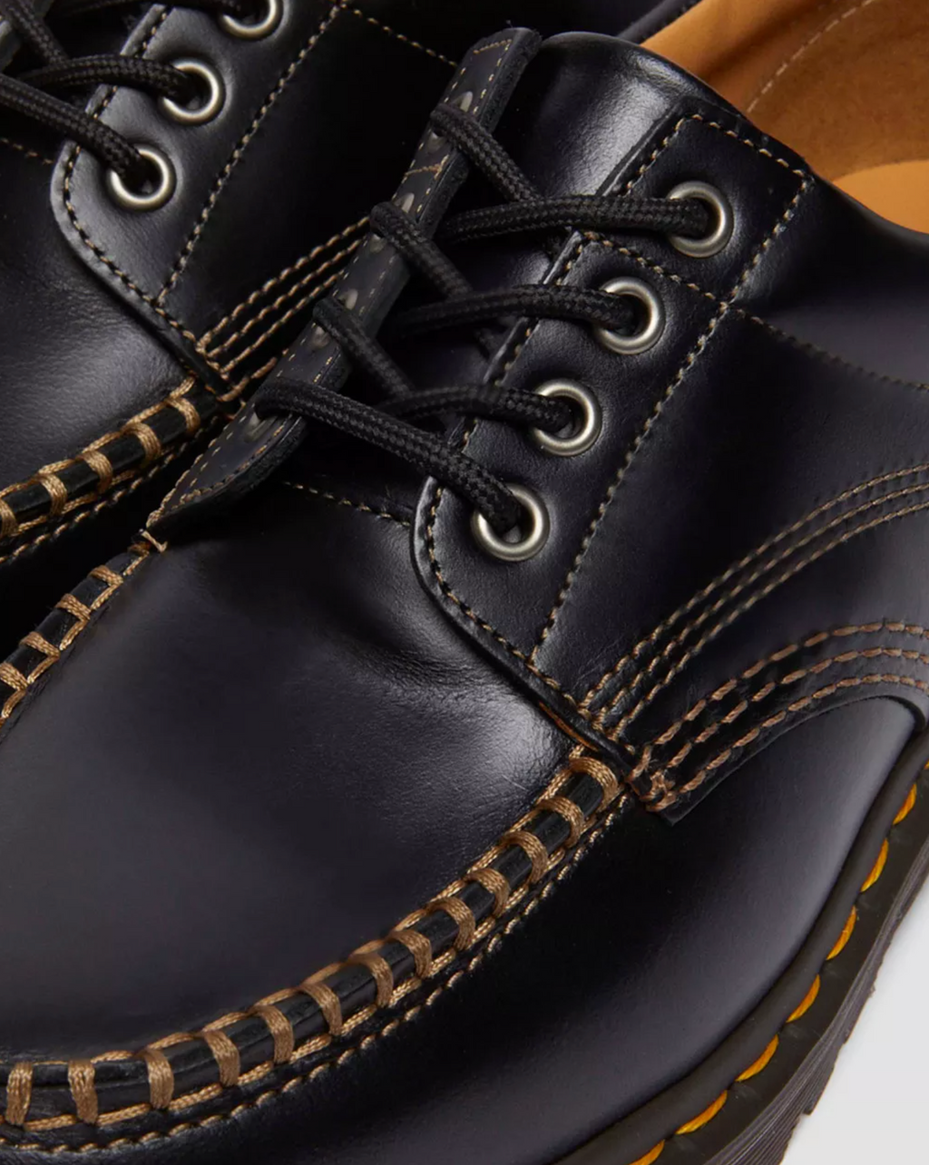 LOWELL LEATHER MOC TOE BLACK ANALINE