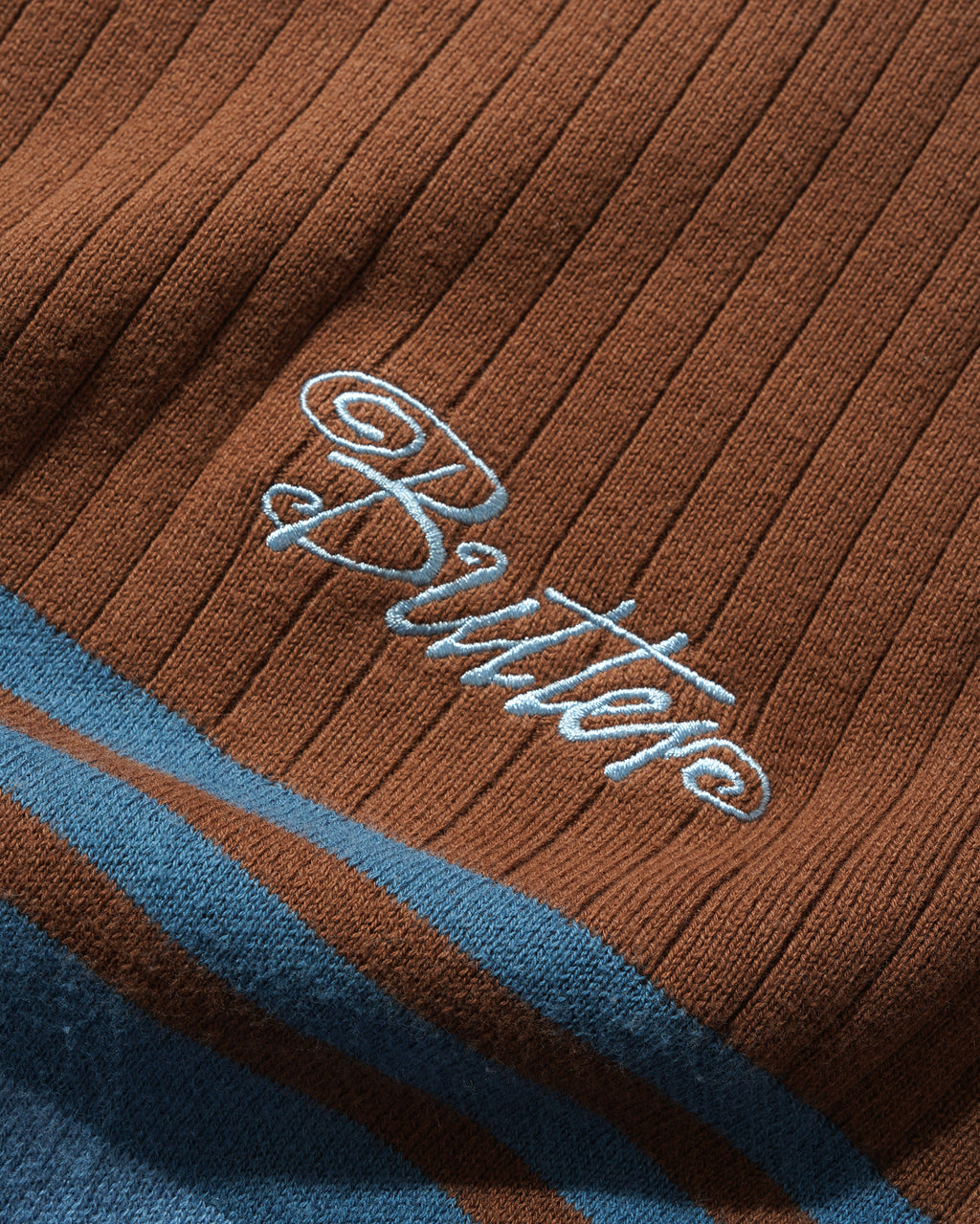 CREST KNIT SWEATER BROWN
