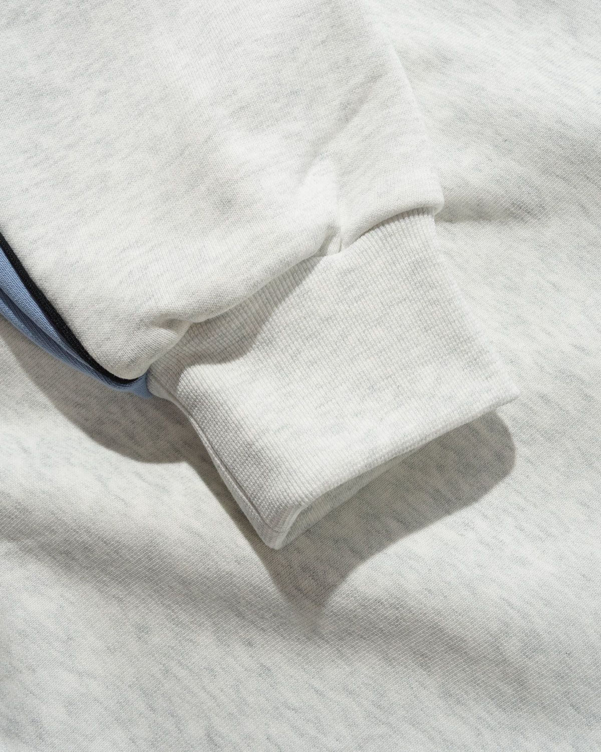 MATCH CREWNECK ASH