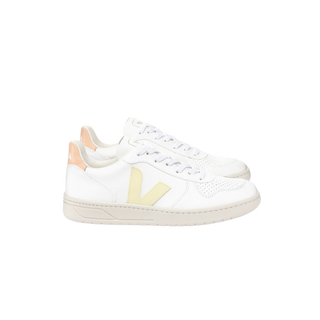 V 2025 trainers vegan